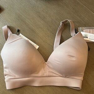 Kindred Bravely-Minimalist Hands Free Nursing and Pumping Bra